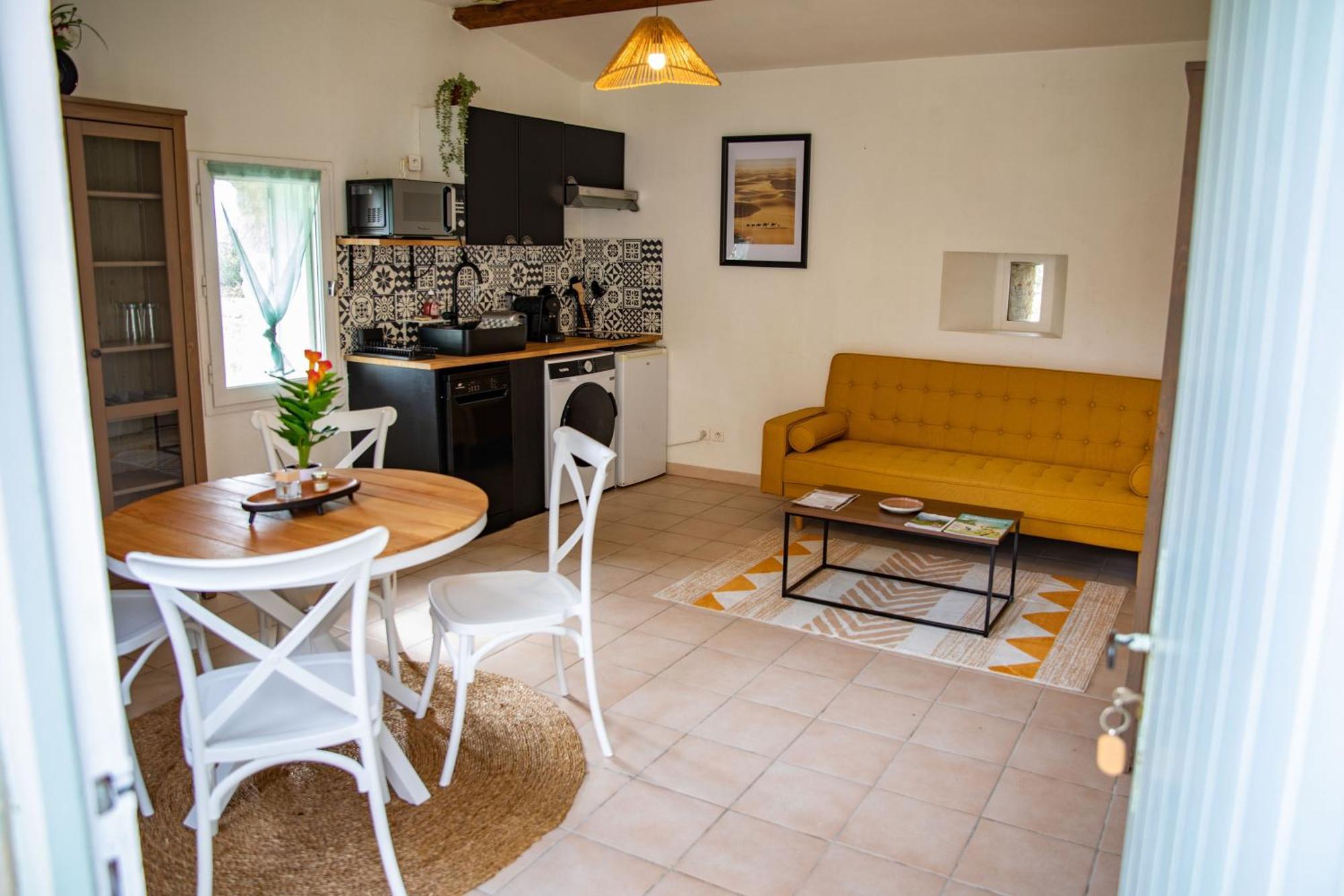 Hotel Mas De Baumes à Ferrières-les-Verreries Extérieur photo